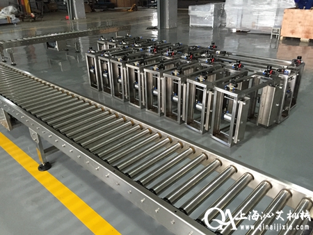 不銹鋼滾筒輸送機 不銹鋼滾筒輸送機