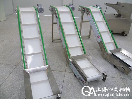 散料皮帶輸送機(jī) 散料皮帶輸送機(jī)