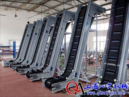 Z型皮帶爬坡提升機(jī) Z型皮帶爬坡提升機(jī)