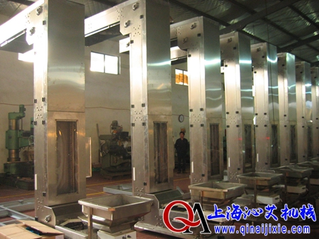 塑料斗提升輸送機 塑料斗提升輸送機
